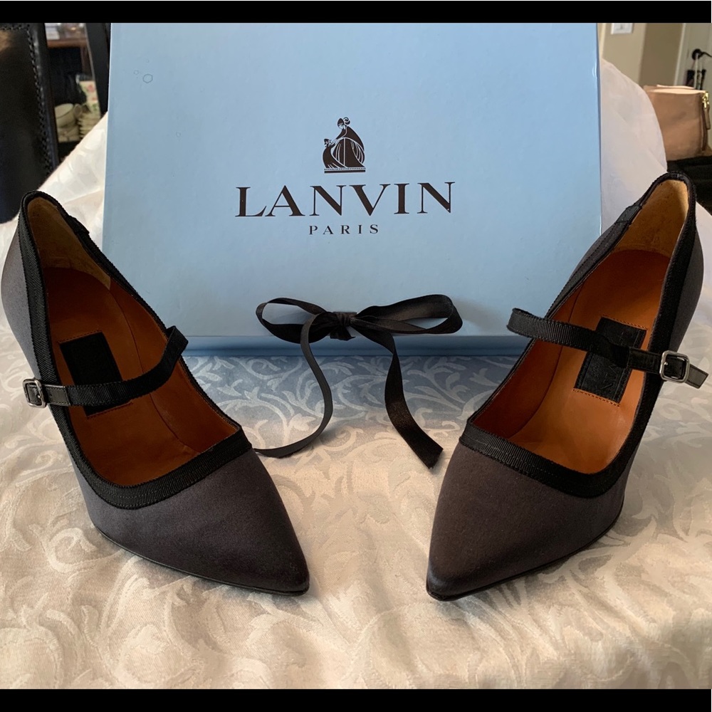Lanvin Mary Jane Pumps - Picture 1 of 6